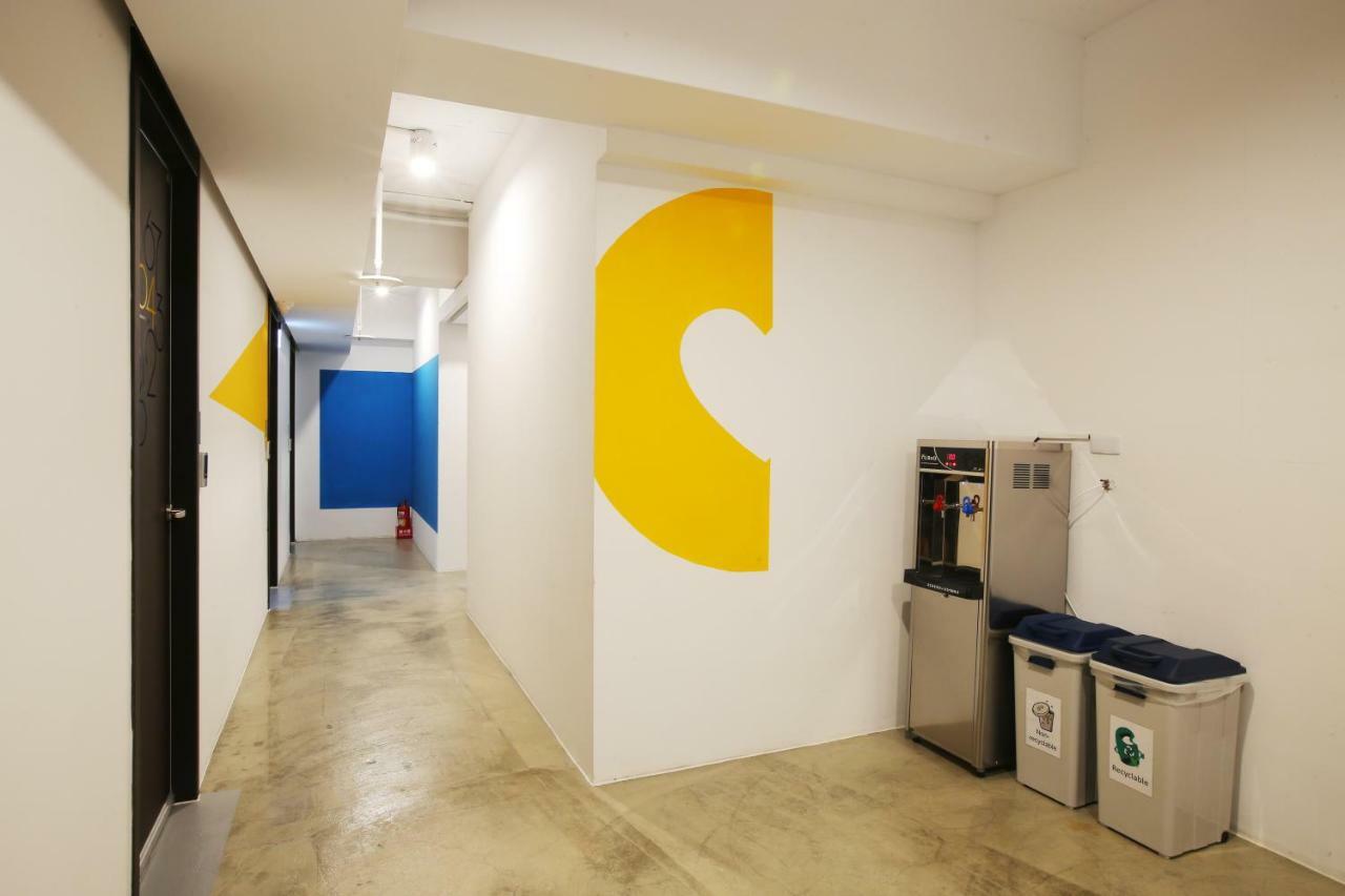 Loosha Hostel Taichung Exterior foto